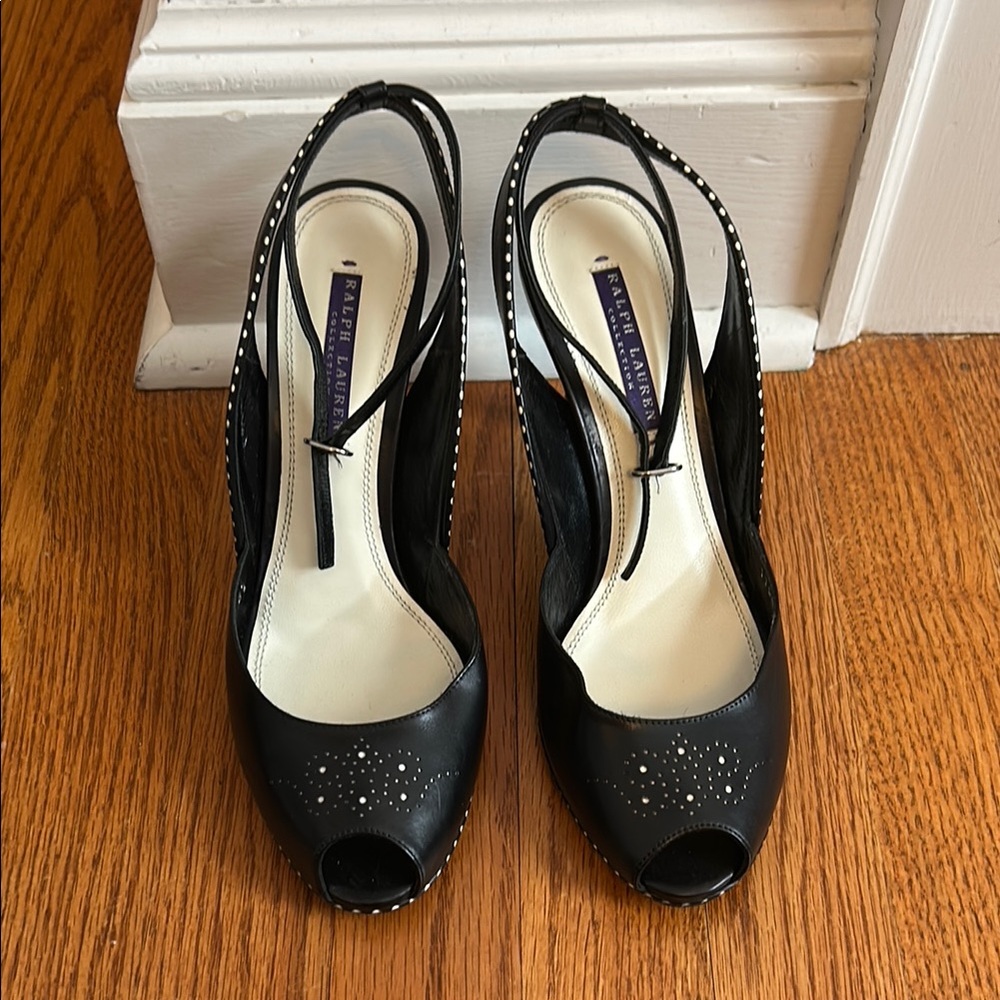 Peep-Toe Shoes